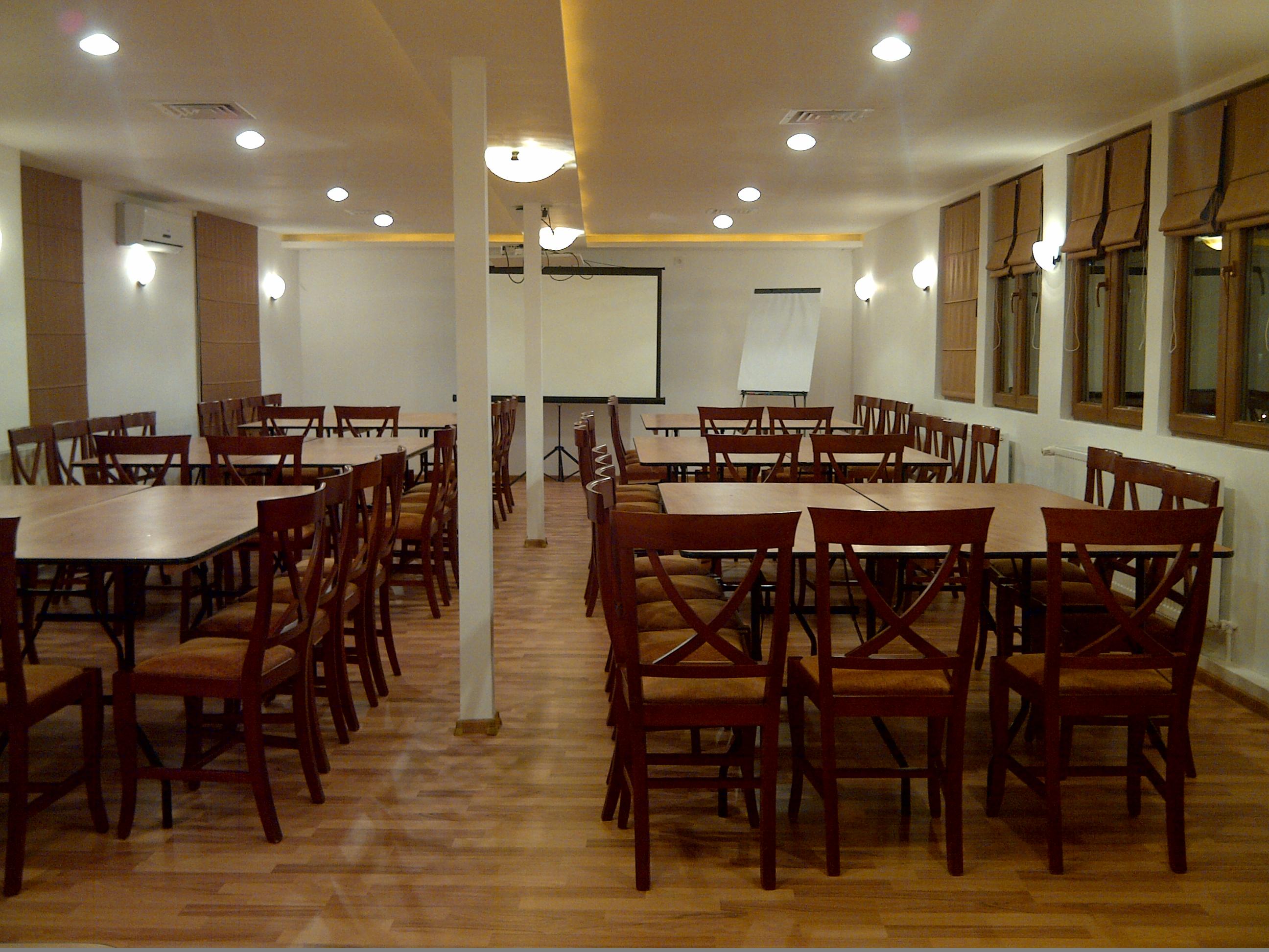 Hotel Reina Букурещ Екстериор снимка