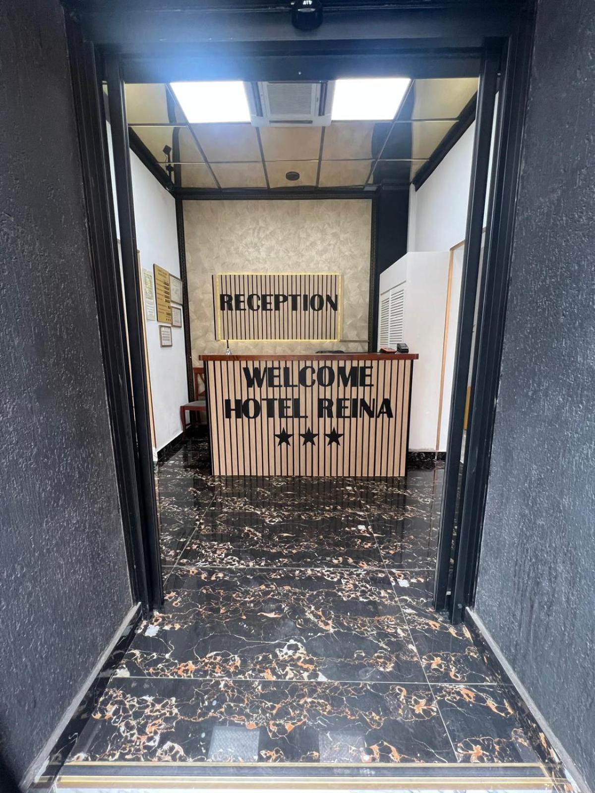 Hotel Reina Букурещ Екстериор снимка