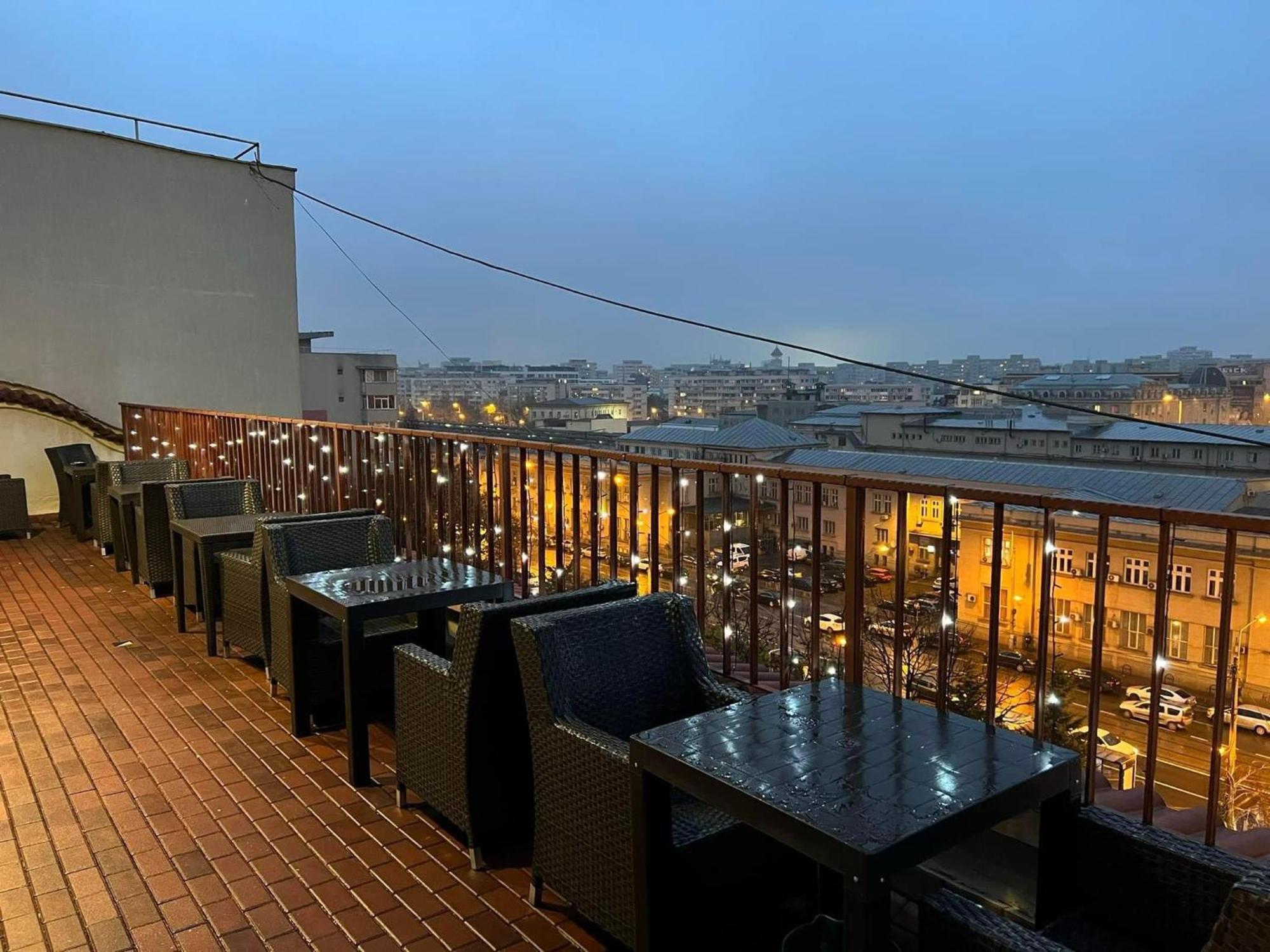 Hotel Reina Букурещ Екстериор снимка