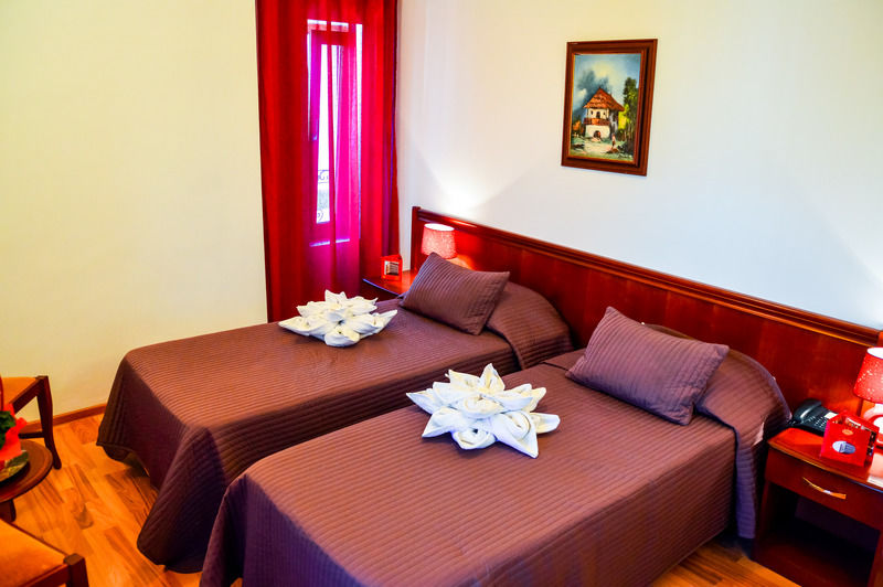 Hotel Reina Букурещ Екстериор снимка
