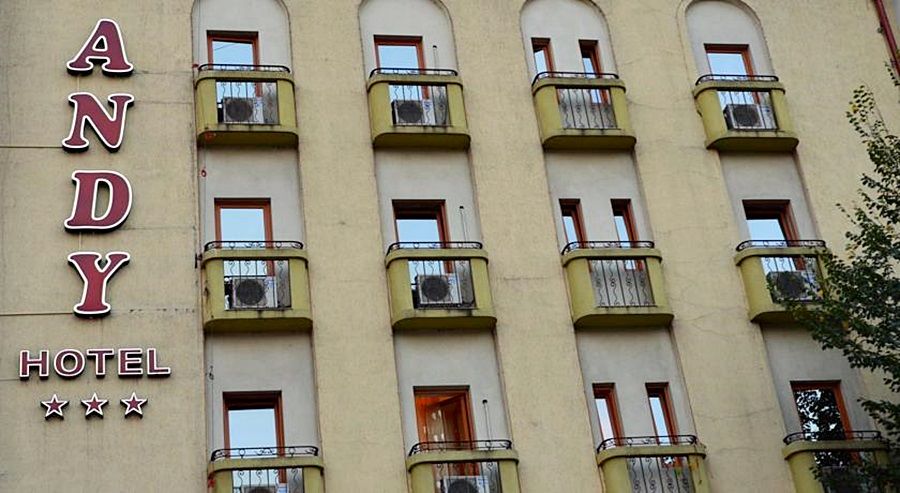 Hotel Reina Букурещ Екстериор снимка